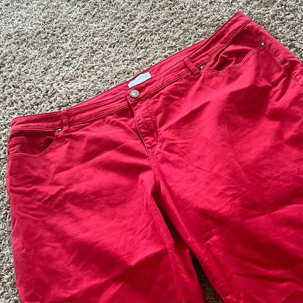 Lane Bryant Red Capri Pants Plus Size 24 Cropped Cuffed Stretch Cotton Casual